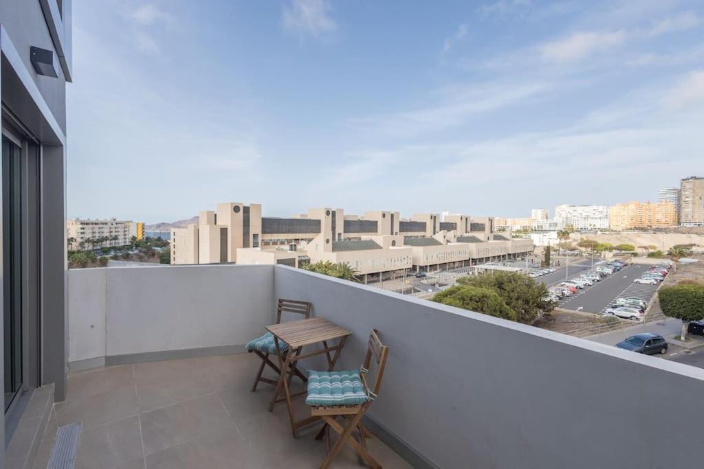 דירות לאס פאלמס דה גראן קנאריה Casa Vacacional Isis Con Piscina מראה חיצוני תמונה